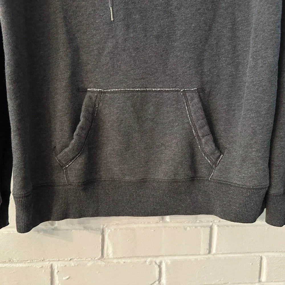 Hollister embroidered Hoodie - Picture 3 of 6